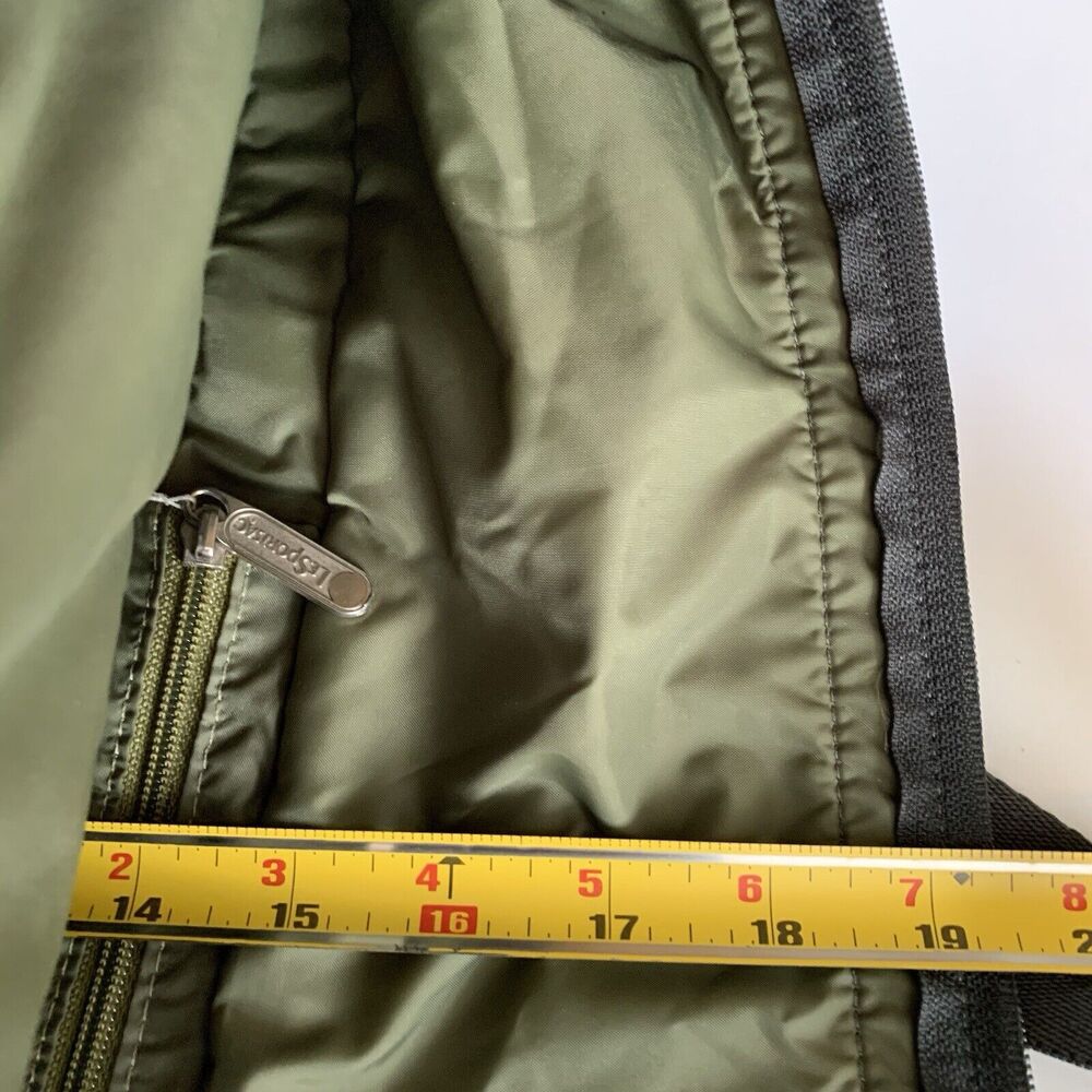 Lesportsac Southwestern Tribal Shoulder Tote Attached Makeup/Accessory Pouch - Picture 7 of 10